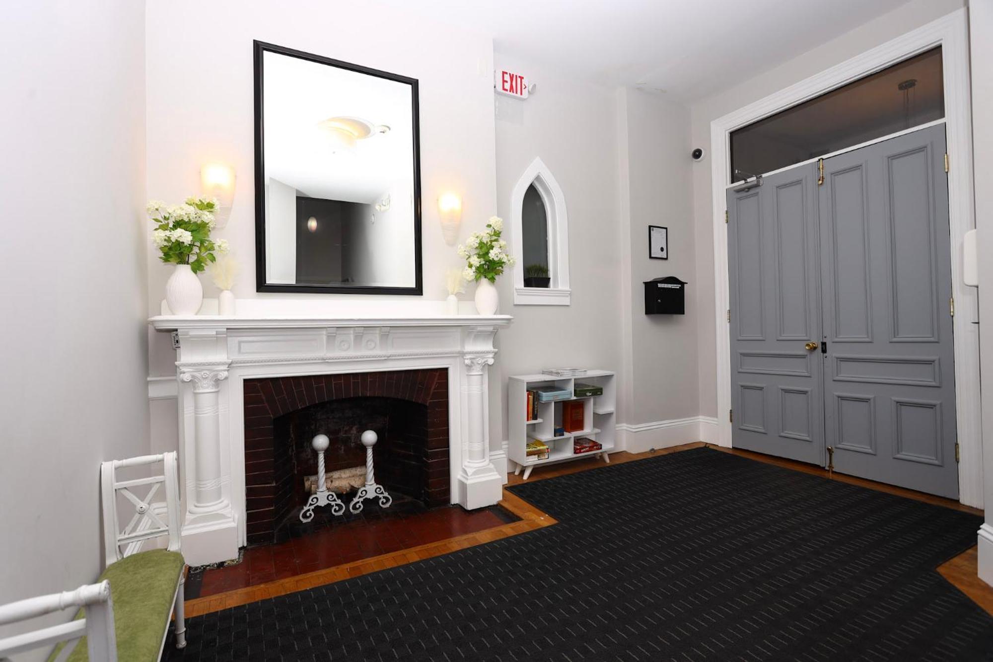 Cozy Studio On Newbury Street, #1 Boston Eksteriør billede